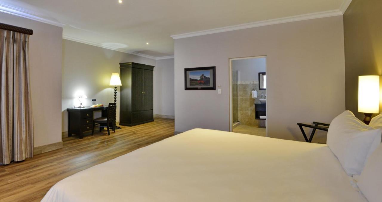 Anew Hotel Highveld Emalahleni Екстериор снимка