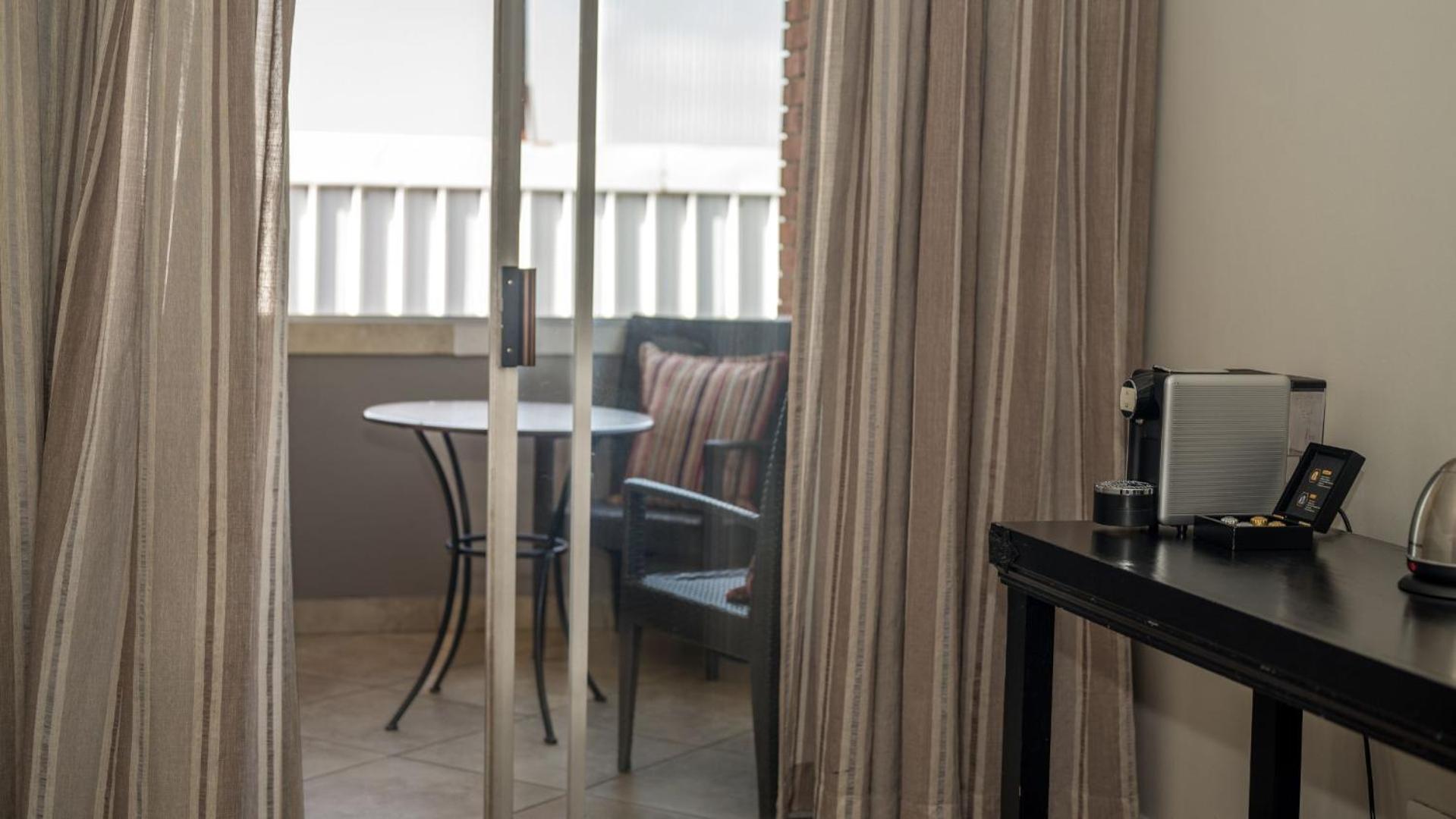 Anew Hotel Highveld Emalahleni Екстериор снимка