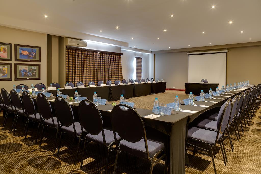 Anew Hotel Highveld Emalahleni Екстериор снимка